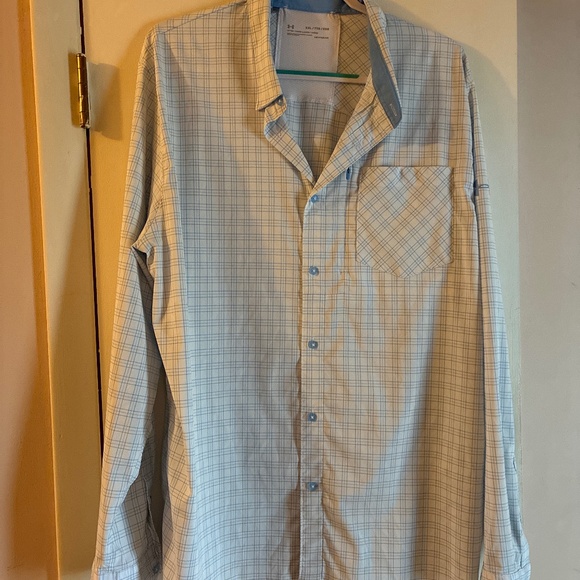 Under Armor Fitted Heat Gear Shirt - Picture 1 of 4